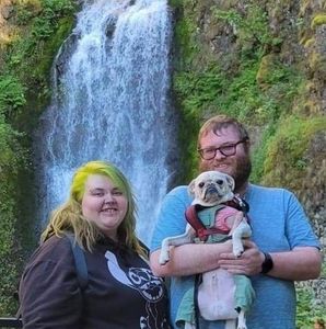 Meet your Posher, Dezy